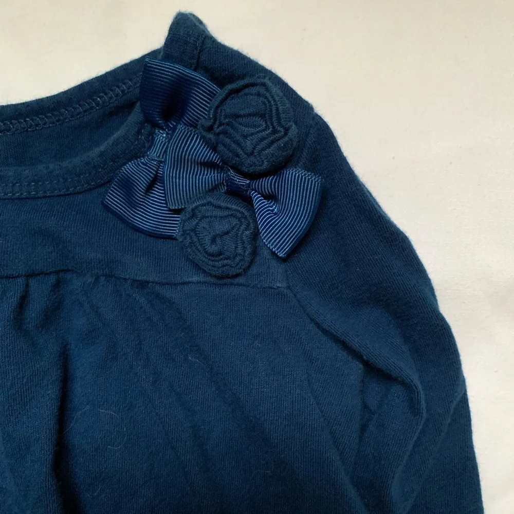 The Children’s Place 6-9 month long sleeve tshirt bundle